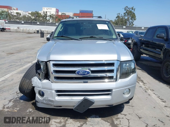 2011 Ford Expedition Limited z VIN 1FMJU2A54BEF43559, wystawiony jako IAAI lot #42294213 z przebiegiem 153 030 mil mil oraz . Historia ofert i sprzedaży dostępna na DreamBid. Obrazek 12.
