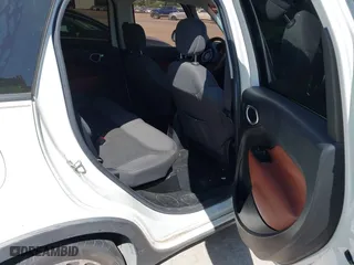 2014 FIAT 500L Trekking with VIN ZFBCFADH2EZ007586, listed as a IAAI auction lot 42040589 with 69,793 mi miles. Bid and sale history available at carsss.com. Image 8.