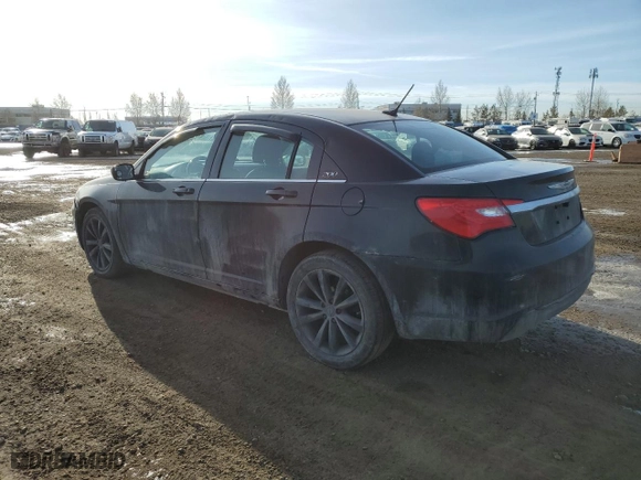 2013 Chrysler 200 Touring with VIN 1C3CCBBB9DN697051, listed as a Copart auction lot 43052395 with 270,257 mi miles and Clean Title. Bid and sale history available at carsss.com. Image 2.