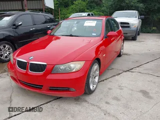 2006 BMW 3 Series 330i with VIN WBAVB33576KR78059, listed as a IAAI auction lot 42414372 with 81,571 mi miles and . Bid and sale history available at DreamBid. Image 2.