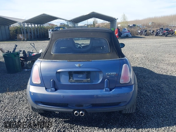 2005 MINI Convertible S with VIN WMWRH33455TF82408, listed as a IAAI auction lot 41857791 with 133,824 mi miles and . Bid and sale history available at DreamBid. Image 16.