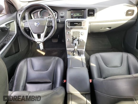 2016 Volvo S60 T5 Drive-E Premier with VIN YV126MFK9G2394517, listed as a Copart auction lot 77310143 with 134,866 mi miles. Bid and sale history available at carsss.com. Image 8.