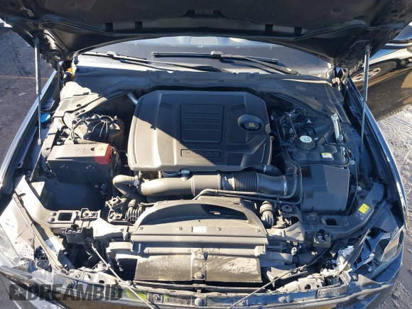 2018 Jaguar XE 25t Premium with VIN SAJAD4FX3JCP20138, listed as a IAAI auction lot 41441120 with 52,795 mi miles. Bid and sale history available at carsss.com. Image 10.