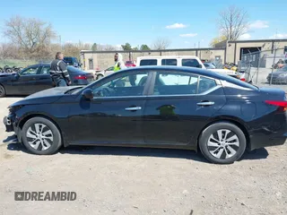 2023 Nissan Altima S with VIN 1N4BL4BV7PN406621, listed as a IAAI auction lot 42085627 with 16,039 mi miles and . Bid and sale history available at DreamBid. Image 15.