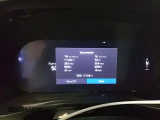 2023 Volvo XC40 Ultimate Bright Theme с VIN YV4L12UA0P2938486, выставлен на аукционе Copart как лот 42126095 с пробегом 17 218 миль миль и Списание • Salvage title. История ставок и продаж доступна на DreamBid. Изображение 9.