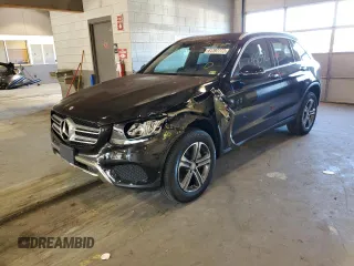 2017 Mercedes-Benz GLC with VIN WDC0G4JB4HF141109, listed as a Copart auction lot 61397772 with 44,392 mi miles. Bid and sale history available at carsss.com. Image 2.