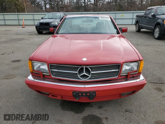 1987 Mercedes-Benz 560 with VIN WDBCA45D6HA348824, listed as a Copart auction lot 49355285 with 281,540 mi miles and Clean Title. Bid and sale history available at DreamBid. Image 5.