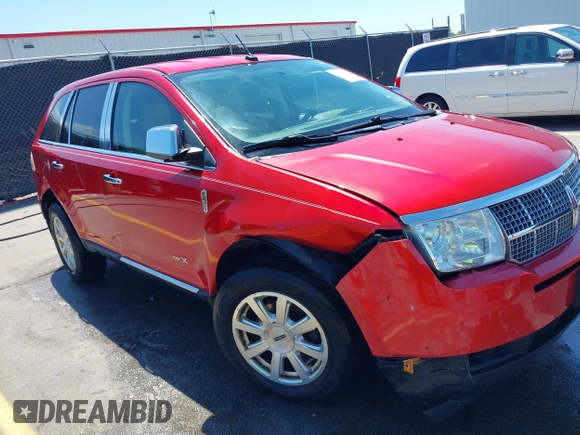 2010 Lincoln MKX with VIN 2LMDJ6JC6ABJ13039, listed as a IAAI auction lot 42044746 with 166,034 mi miles. Bid and sale history available at carsss.com. Image 1.