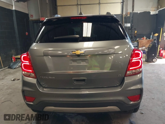 2020 Chevrolet Trax LT with VIN 3GNCJPSB7LL189181, listed as a IAAI auction lot 41661652 with 67,519 mi miles. Bid and sale history available at carsss.com. Image 16.