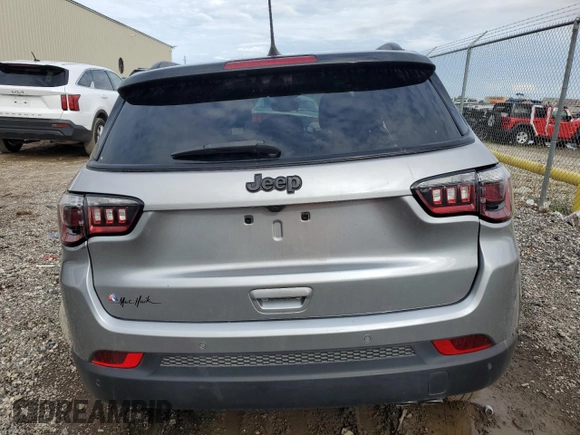 2021 Jeep Compass Latitude z VIN 3C4NJCBB2MT532314, wystawiony jako Copart lot #79363064 z przebiegiem 55 329 mil mil oraz Szkoda całkowita • Salvage title. Historia ofert i sprzedaży dostępna na DreamBid. Obrazek 6.