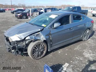 2018 Hyundai Elantra Sport with VIN KMHD04LB8JU561462, listed as a IAAI auction lot 40848718 with 107,618 mi miles. Bid and sale history available at carsss.com. Image 18.