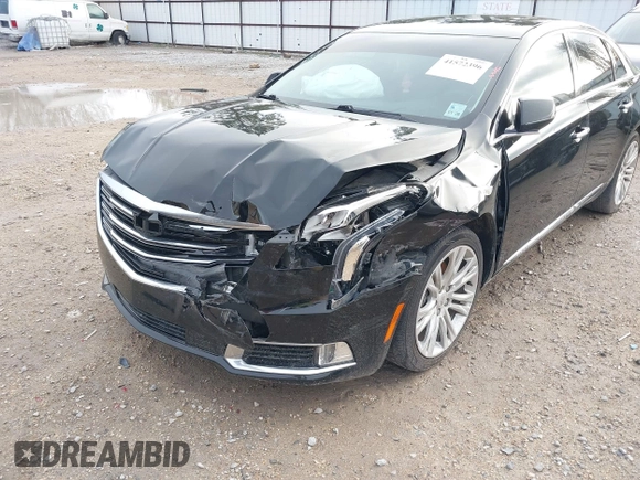 2018 Cadillac XTS Luxury with VIN 2G61M5S31J9135706, listed as a IAAI auction lot 41572396 with 140,539 mi miles. Bid and sale history available at carsss.com. Image 6.