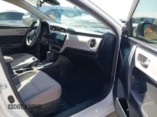 2018 Toyota Corolla L z VIN 2T1BURHE3JC076160, wystawiony jako IAAI lot #42395672 z przebiegiem 77 101 mil mil oraz . Historia ofert i sprzedaży dostępna na DreamBid. Obrazek 5.