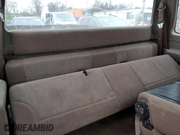 1995 Ford F-250 with VIN 1FTHX26F7SKB48479, listed as a Copart auction lot 81750924 with 309,245 mi miles and Salvage title. Bid and sale history available at DreamBid. Image 10.