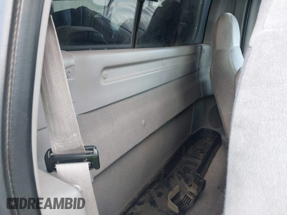 1998 Ford F-150 с VIN 1FTZF18W3WKB01356, выставлен на аукционе IAAI как лот 41718893 с пробегом 261 717 миль миль и . История ставок и продаж доступна на DreamBid. Изображение 8.