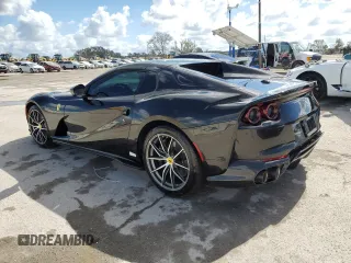 2023 Ferrari 812 z VIN ZFF97CMA4P0291900, wystawiony jako Copart lot #79102854 z przebiegiem 1 279 mil mil oraz Nie do naprawy • Non repairable. Historia ofert i sprzedaży dostępna na DreamBid. Obrazek 2.