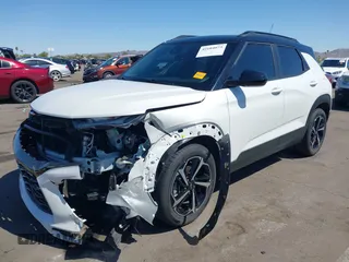 2022 Chevrolet TrailBlazer RS with VIN KL79MTSL8NB120156, listed as a IAAI auction lot 42104073 with 27,147 mi miles. Bid and sale history available at carsss.com. Image 17.