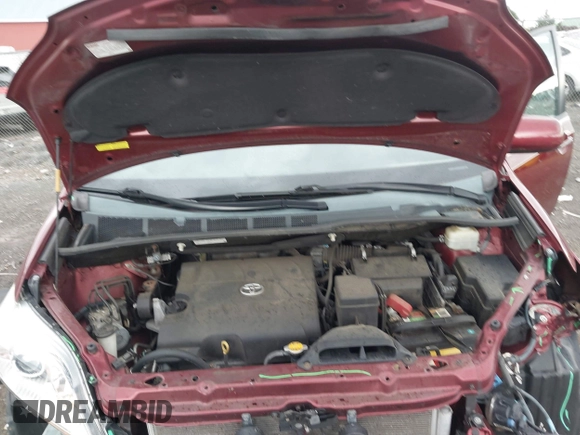 2015 Toyota Sienna XLE with VIN 5TDYK3DC9FS569714, listed as a IAAI auction lot 42297410 with 114,802 mi miles and . Bid and sale history available at DreamBid. Image 10.