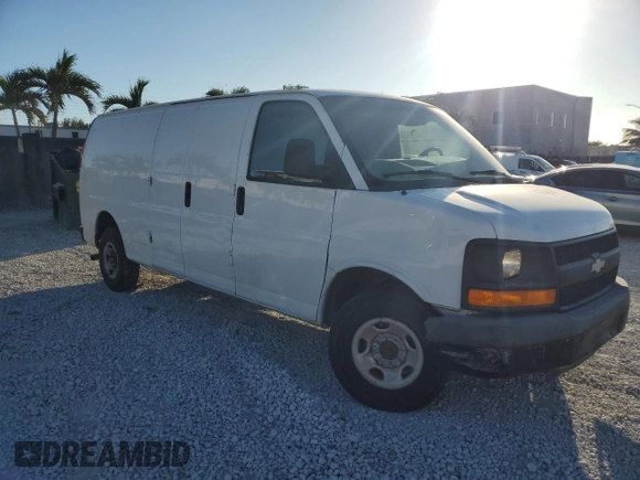 2013 Chevrolet Express Cargo Van with VIN 1GCWGGBA5D1104262, listed as a Copart auction lot 44511665 with 153,283 mi miles and Salvage Title. Bid and sale history available at carsss.com. Image 4.