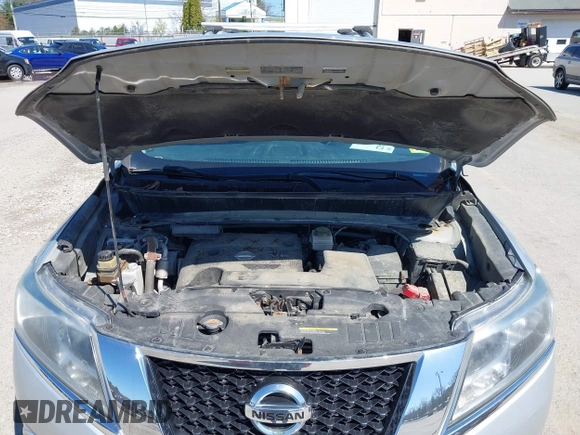 2016 Nissan Pathfinder Platinum with VIN 5N1AR2MM0GC616224, listed as a IAAI auction lot 42088422 with 131,411 mi miles. Bid and sale history available at carsss.com. Image 10.