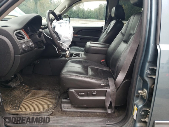2011 Chevrolet Avalanche LT with VIN 3GNTKFE34BG369222, listed as a Copart auction lot 71200534 with 107,645 mi miles and Salvage Title. Bid and sale history available at DreamBid. Image 7.
