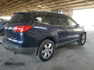 2012 Chevrolet Traverse LTZ z VIN 1GNKRLED9CJ332651, wystawiony jako Copart lot #55253655 z przebiegiem 128 113 mil mil oraz Szkoda całkowita • Salvage title. Historia ofert i sprzedaży dostępna na DreamBid. Obrazek 3.