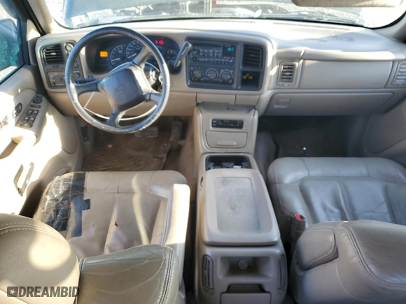 2001 Chevrolet Silverado 1500HD LS with VIN 1GCGK13U71F181268, listed as a Copart auction lot 42863455 with 131,172 mi miles and Clean Title. Bid and sale history available at carsss.com. Image 8.