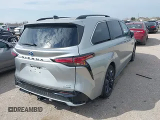 2021 Toyota Sienna XSE with VIN 5TDDRKEC6MS047574, listed as a IAAI auction lot 41688890 with 54,228 mi miles and . Bid and sale history available at DreamBid. Image 4.