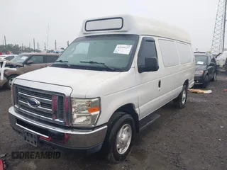 2013 Ford E-Series Commercial z VIN 1FTNS2ELXDDB18537, wystawiony jako IAAI lot #42145327 z przebiegiem 101 154 mil mil oraz . Historia ofert i sprzedaży dostępna na DreamBid. Obrazek 6.
