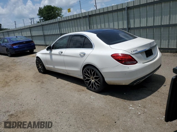 2016 Mercedes-Benz C 300 Luxury with VIN 55SWF4KB9GU165747, listed as a Copart auction lot 61984125 with 173,168 mi miles and Clean title. Bid and sale history available at DreamBid. Image 2.