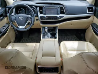 2015 Toyota Highlander XLE z VIN 5TDJKRFH6FS090633, wystawiony jako Copart lot #54089715 z przebiegiem 194 494 mil mil oraz Szkoda całkowita • Salvage title. Historia ofert i sprzedaży dostępna na DreamBid. Obrazek 8.