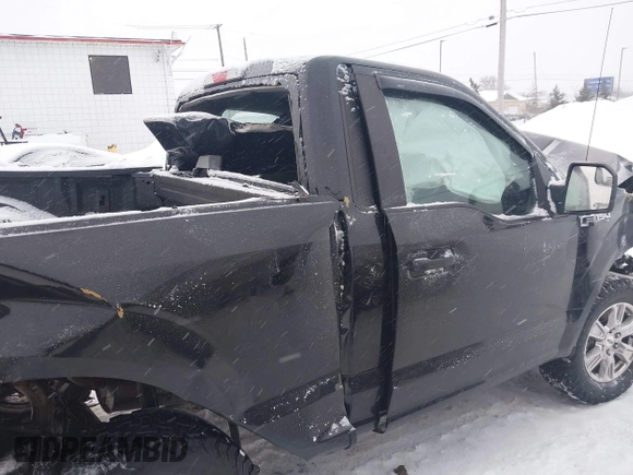 2016 Ford F-150 XL with VIN 1FTMF1C86GKE95620, listed as a IAAI auction lot 41618387 with 63,470 mi miles. Bid and sale history available at carsss.com. Image 8.
