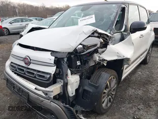 2018 FIAT 500L Trekking with VIN ZFBCFADH6JZ041198, listed as a IAAI auction lot 41063260 with 64,459 mi miles. Bid and sale history available at carsss.com. Image 6.