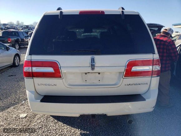 2008 Lincoln Navigator with VIN 5LMFU27518LJ12756, listed as a Copart auction lot 83676884 with 188,927 mi miles and Salvage Title. Bid and sale history available at carsss.com. Image 6.