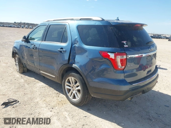 2018 Ford Explorer XLT with VIN 1FM5K8D86JGC41452, listed as a IAAI auction lot 41772061 with 121,192 mi miles and . Bid and sale history available at carsss.com. Image 3.