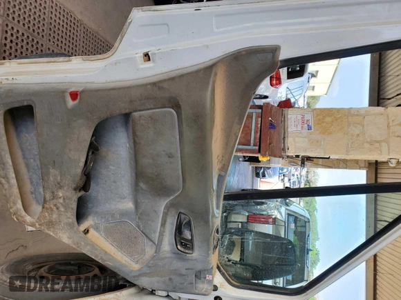 2019 Ford Transit Passenger XL z VIN 1FBAX2CM8KKA85224, wystawiony jako IAAI lot #42845272 z przebiegiem 142 658 mil mil oraz . Historia ofert i sprzedaży dostępna na DreamBid. Obrazek 22.