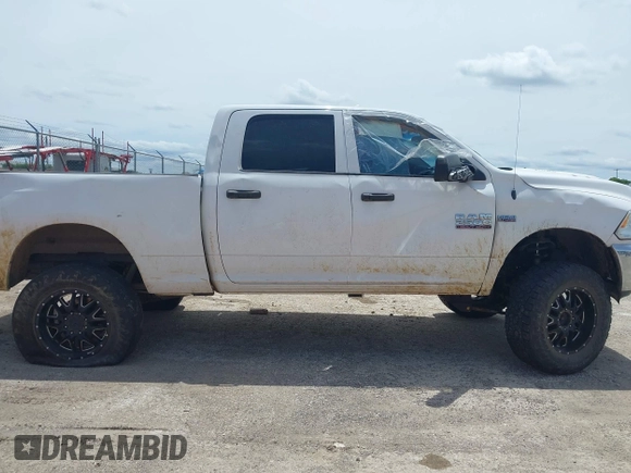2013 Ram 2500 Tradesman с VIN 3C6TR5CT2DG526239, выставлен на аукционе IAAI как лот 42150592 с пробегом 167 405 миль миль и . История ставок и продаж доступна на DreamBid. Изображение 13.