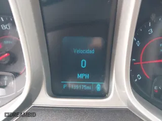 2014 Chevrolet Camaro LS with VIN 2G1FA1E33E9209867, listed as a IAAI auction lot 41921215 with 139,175 mi miles. Bid and sale history available at carsss.com. Image 7.
