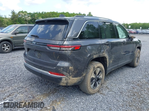 2023 Jeep Grand Cherokee с VIN 1C4RJYB68PC665709, выставлен на аукционе IAAI как лот 42342258 с пробегом 12 034 миль миль и . История ставок и продаж доступна на DreamBid. Изображение 4.