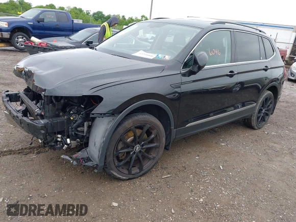 2018 Volkswagen Tiguan SEL with VIN 3VV3B7AXXJM090706, listed as a IAAI auction lot 42216046 with 147,249 mi miles and . Bid and sale history available at DreamBid. Image 17.