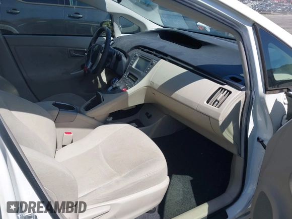 2015 Toyota Prius Four with VIN JTDKN3DU8F0440839, listed as a IAAI auction lot 41998503 with 98,093 mi miles and . Bid and sale history available at DreamBid. Image 5.