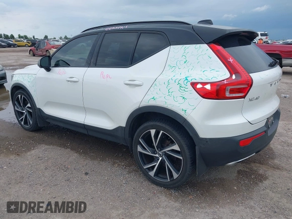 2019 Volvo XC40 R-Design with VIN YV4162UM6K2085605, listed as a IAAI auction lot 42365891 with 92,370 mi miles and . Bid and sale history available at DreamBid. Image 3.