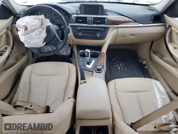 2013 BMW 3 Series 328i xDrive with VIN WBA3B5C51DF593606, listed as a Copart auction lot 44393335 with 0 mi miles and Clean Title. Bid and sale history available at carsss.com. Image 8.
