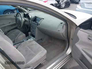 2005 Nissan Maxima SL with VIN 1N4BA41E15C811924, listed as a IAAI auction lot 42067614 with 230,375 mi miles and . Bid and sale history available at DreamBid. Image 5.