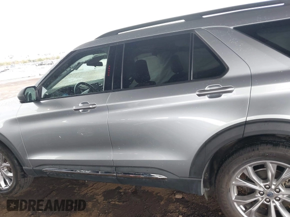2020 Ford Explorer XLT z VIN 1FMSK8DH0LGD06897, wystawiony jako IAAI lot #41760575 z przebiegiem 71 007 mil mil oraz . Historia ofert i sprzedaży dostępna na DreamBid. Obrazek 14.