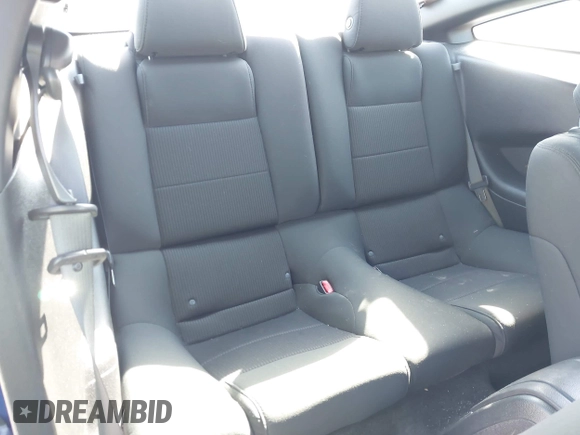 2013 Ford Mustang V6 with VIN 1ZVBP8AM5D5262560, listed as a IAAI auction lot 42136648 with 71,301 mi miles and . Bid and sale history available at carsss.com. Image 8.