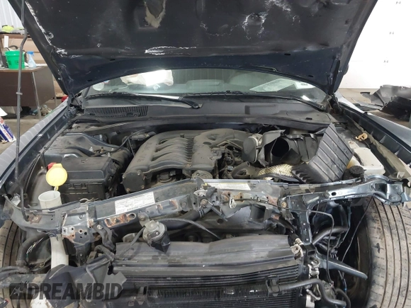2008 Dodge Charger with VIN 2B3KA43G88H305583, listed as a IAAI auction lot 42052144 with 119,310 mi miles and . Bid and sale history available at DreamBid. Image 10.