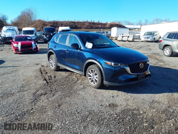 2023 Mazda CX-5 2.5 S Select Package with VIN JM3KFBBM3P0197783, listed as a IAAI auction lot 40989935 with 11,833 mi miles. Bid and sale history available at carsss.com. Image 1.