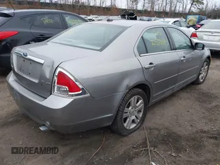 2009 Ford Fusion SEL with VIN 3FAHP08149R108555, listed as a IAAI auction lot 41927613 with 999,999 mi miles. Bid and sale history available at carsss.com. Image 4.