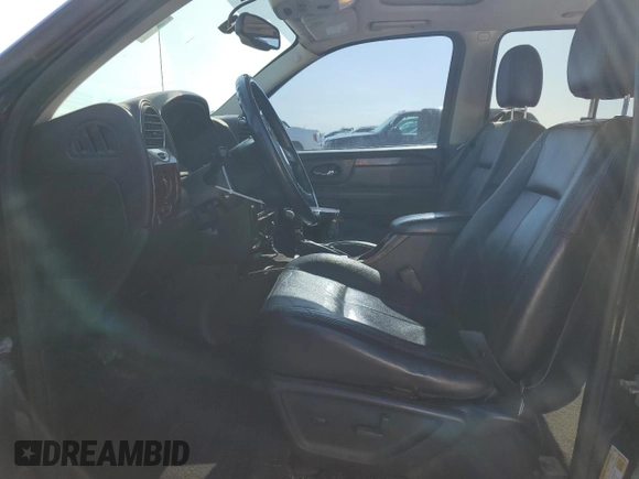 2008 GMC Envoy SLT z VIN 1GKDT13S082257854, wystawiony jako Copart lot #56173045 z przebiegiem 165 764 mil mil oraz Czysty tytuł • Clean title. Historia ofert i sprzedaży dostępna na DreamBid. Obrazek 7.